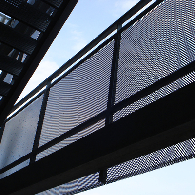 [Translate to Hungary:] Ťahokov - kruhové otvory - perfora.sk