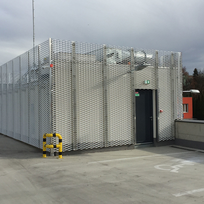 [Translate to Hungary:] Ťahokov - šesťhranné otvory - perfora.sk