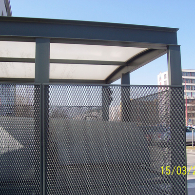 [Translate to Hungary:] Ťahokov - šesťhranné otvory - perfora.sk